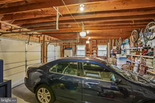 37 N Lakeside Dr W, Medford, NJ 08055 - Photo 27