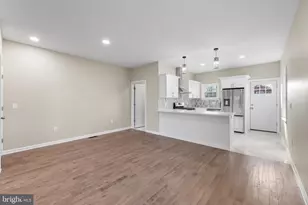 32 West St, Bordentown, NJ 08505 - Photo 13