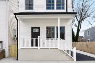 32 West St, Bordentown, NJ 08505 - Photo 3