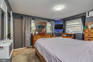 21 S Lakeside Dr W, Medford, NJ 08055 - Photo 17