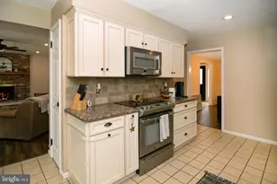11 Whitemarsh Ct, Marlton, NJ 08053 - Photo 7