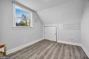 235 W Center Ave, Maple Shade, NJ 08052 - Photo 25