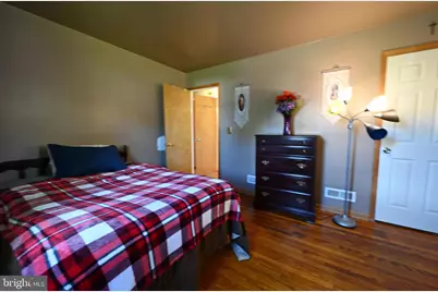 613 Wallace Avenue, Florence, NJ 08554 - Photo 17