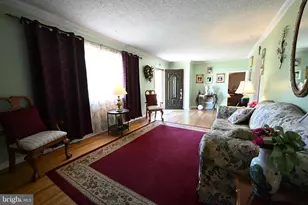 613 Wallace Ave, Florence, NJ 08554 - Photo 7