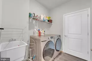 31 Walton Wy, Delanco, NJ 08075 - Photo 17
