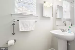409 Pigott Dr, Florence, NJ 08518 - Photo 17