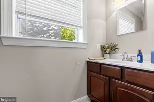 401 Farnsworth Ave, Bordentown, NJ 08505 - Photo 7