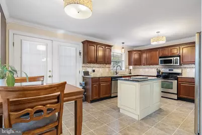 401 Farnsworth Avenue, Bordentown, NJ 08505 - Photo 23