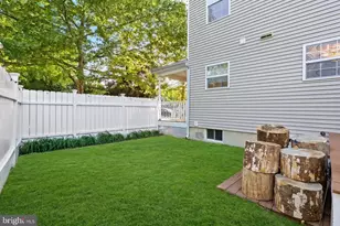 401 Farnsworth Ave, Bordentown, NJ 08505 - Photo 41