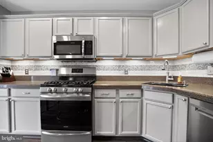 8 Heron Pointe Ct, Marlton, NJ 08053 - Photo 13
