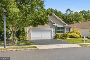 20 Everett Dr, Mansfield Township, NJ 08022 - Photo 1