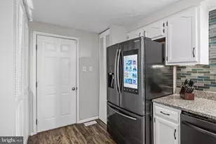 8 Adams Ct, Marlton, NJ 08053 - Photo 13