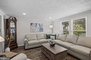 8 Adams Ct, Marlton, NJ 08053 - Photo 5