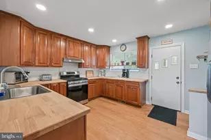 236 University Ave, Pemberton, NJ 08068 - Photo 17