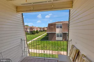 7 Florence Tollgate Pl, Florence, NJ 08518 - Photo 9