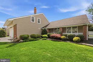 17 Palmetto Ave, Marlton, NJ 08053 - Photo 3