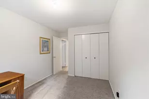 303 Sedgefield Dr, Mount Laurel, NJ 08054 - Photo 15