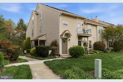 303 Sedgefield Drive, Mount Laurel, NJ 08054 - Photo 1