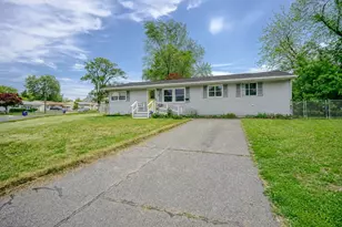 541 Windsor Ave, Maple Shade, NJ 08052 - Photo 3