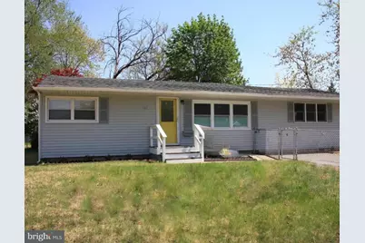 541 Windsor Avenue, Maple Shade, NJ 08052 - Photo 1