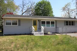 541 Windsor Ave, Maple Shade, NJ 08052 - Photo 1