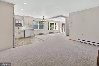 51 Marlborough Drive, Southampton, NJ 08088 - Photo 7