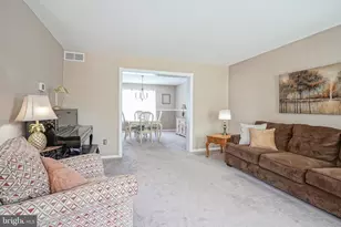 8 Melville Dr, Medford, NJ 08055 - Photo 5