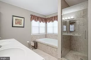 8 Melville Dr, Medford, NJ 08055 - Photo 33