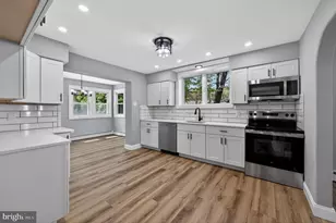 25 Elbo Ln, Mount Laurel, NJ 08054 - Photo 7