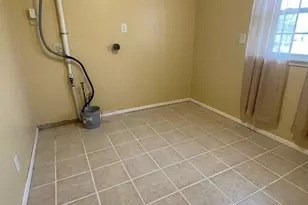 35 Pickwick Ln, Willingboro, NJ 08046 - Photo 11