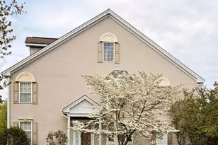 28 William Penn Cir, Medford, NJ 08055 - Photo 3