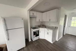 124 E Main St, Wrightstown, NJ 08562 - Photo 1