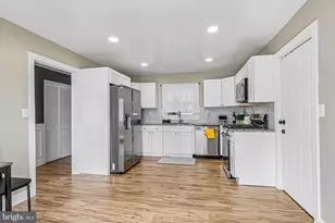 52 Hasting Ln, Willingboro, NJ 08046 - Photo 13