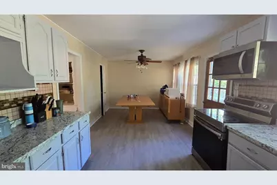 185 Somerset Drive, Willingboro, NJ 08046 - Photo 11