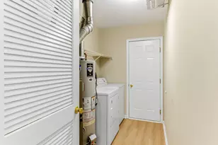 144 Alexander Rd, Beverly, NJ 08010 - Photo 9