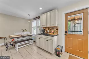 128 Cinnaminson Ave, Palmyra, NJ 08065 - Photo 15