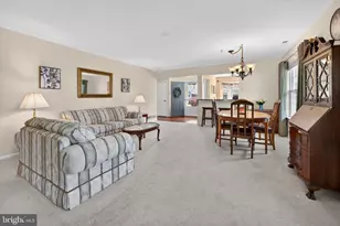 413 Aster Pl, Mount Laurel, NJ 08054 - Photo 9