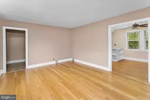 6 Butts Ave, Bordentown, NJ 08505 - Photo 9