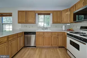 94 Jennifer Ln, Burlington, NJ 08016 - Photo 23