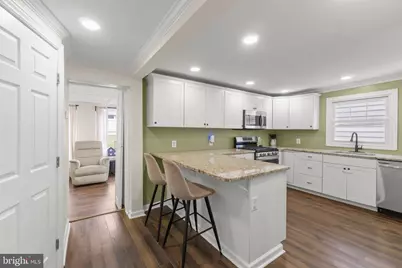 15 N Locust Avenue, Marlton, NJ 08053 - Photo 5