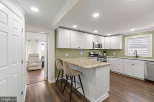 15 N Locust Ave, Marlton, NJ 08053 - Photo 5