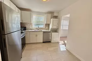 6 Florence Tollgate Pl, Florence, NJ 08518 - Photo 5