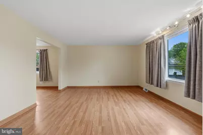 13 Village Avenue, Marlton, NJ 08053 - Photo 9