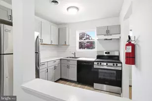 1137 Kaye Ct, Burlington, NJ 08016 - Photo 3