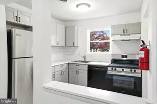 1137 Kaye Ct, Burlington, NJ 08016 - Photo 7