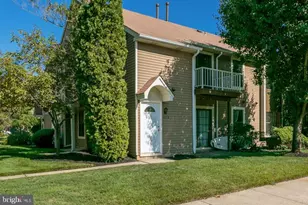 140B Bradford Ct, Mount Laurel, NJ 08054 - Photo 1