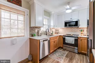 26 Thornbury Pl, Southampton, NJ 08088 - Photo 5