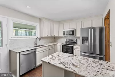 68 Buckingham Drive, Southampton, NJ 08088 - Photo 15