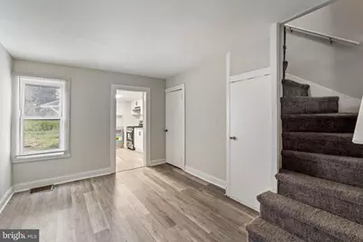 212 York Street, Burlington, NJ 08016 - Photo 5