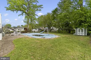 621 S Forklanding Rd, Maple Shade, NJ 08052 - Photo 45